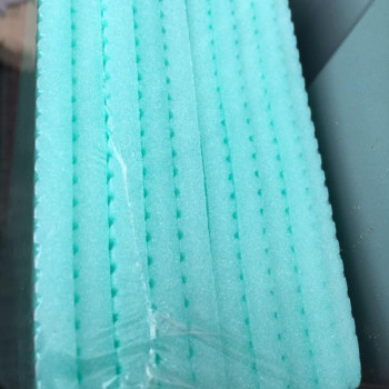 Підкладка полістиролова під ламінат King Floor 1200x500x6 мм Звукоізоляційна підкладка для підлоги