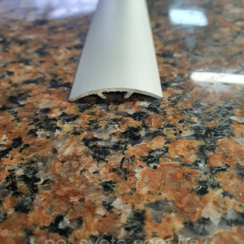 Алюмінієвий поріжок 28мм приховане кріплення АП-016 довжина 900мм