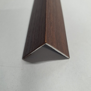 Кутовий алюмінієвий поріжок 20*20 мм довжина 2,70 Каштан