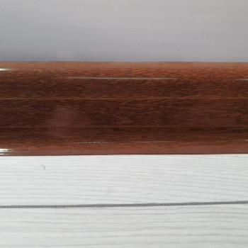 Плінтус Winnpol ПВХ з коробом Сандалове дерево 135
