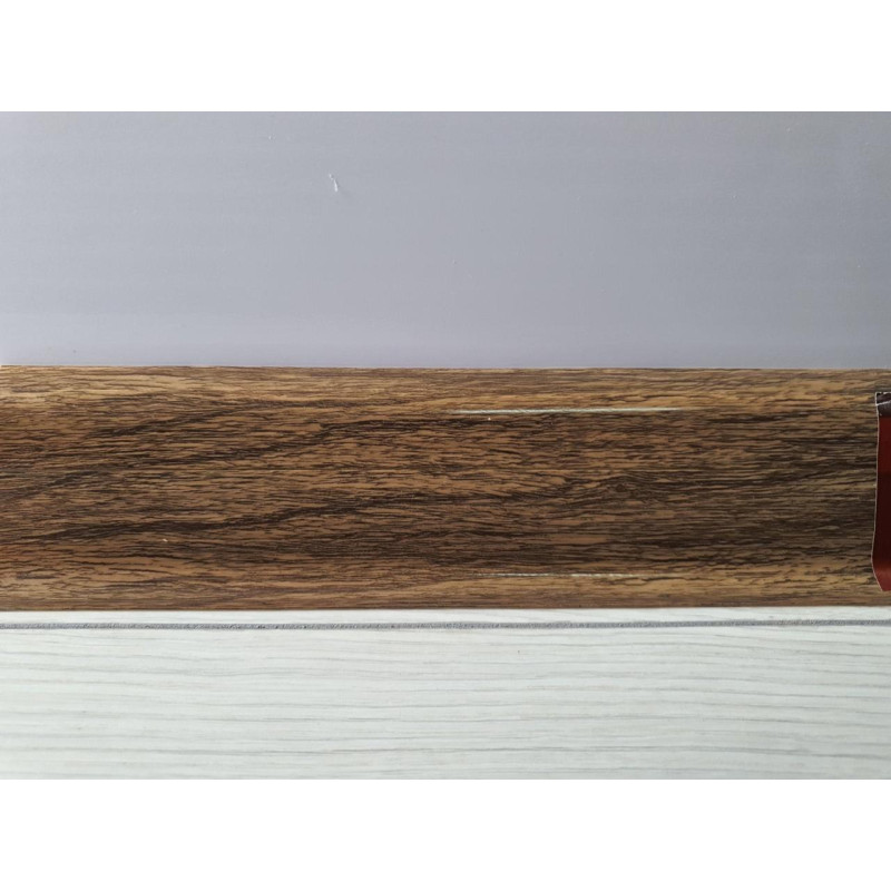 Плінтус Winnpol ПВХ з коробом Дуб Райнхард 6803