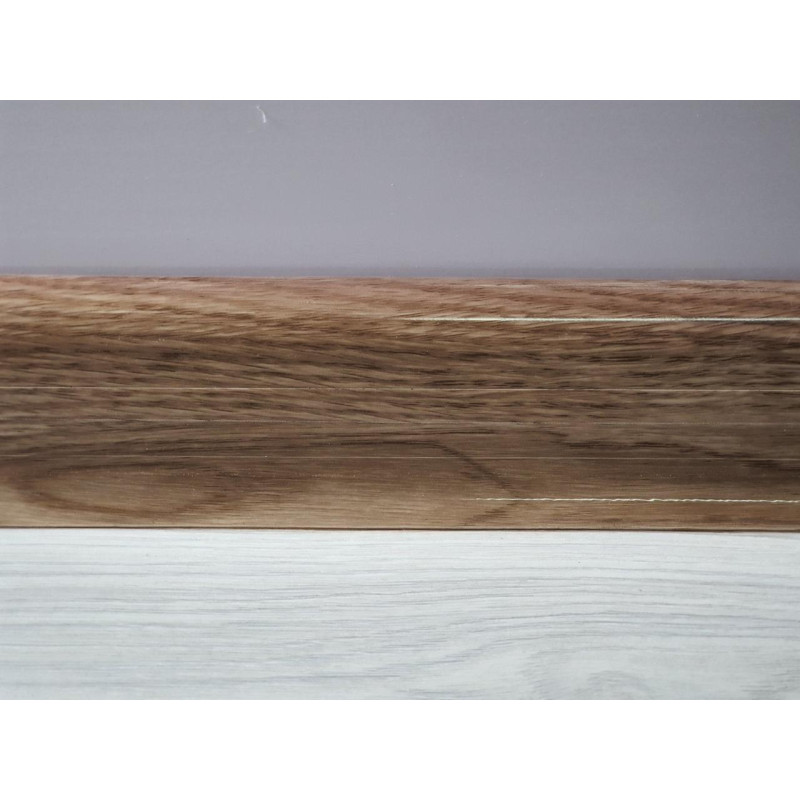 Плінтус Winnpol ПВХ з коробом Дуб Гарбак сірий 58007