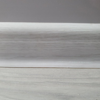 Плінтус Winnpol ПВХ з коробом Дуб Тирено білений 92504-8