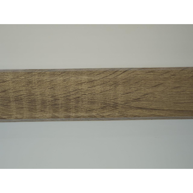 Плінтус Grun Holz ПВХ з коробом Барбакан 8048