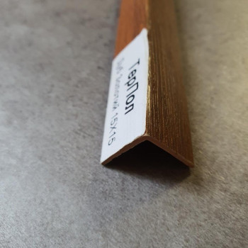 Ламінований кут Дуб Золотий 15*15 ТерПол