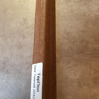 Декоративний куточок Горіх Темний 20*20 ТерПол