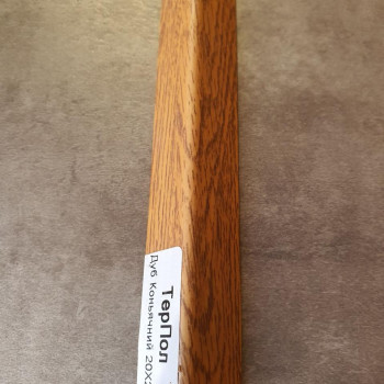 Декоративний куточок Дуб Коньячний 20х20 ТерПол