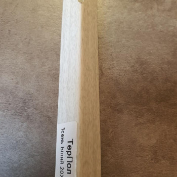 Декоративний куточок Ясен Білий 20х20, 15х15 ТерПол