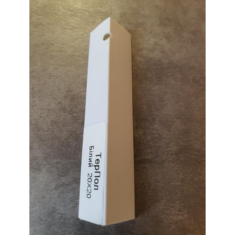 Декоративний куточок Білий 20х20 ТерПол