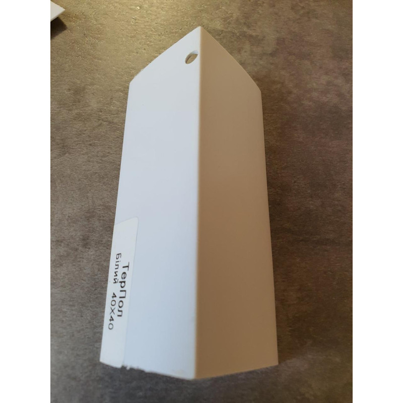 Білий декоративний куточок 40х40 ТерПол