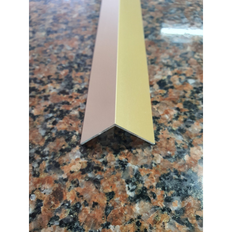 Декоративний алюмінієвий Куточок 25х25х2,0 золото 2.7 м