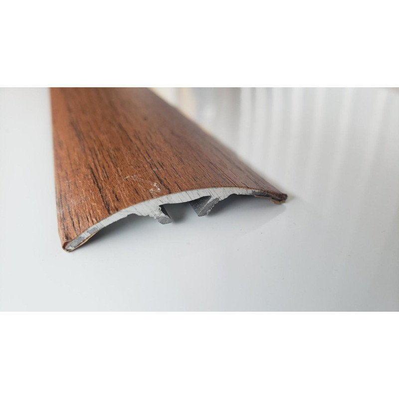 Алюмінієвий поріг із прихованим кріпленням завширшки 40 мм, Лісовий горіх (АП-013) 2700