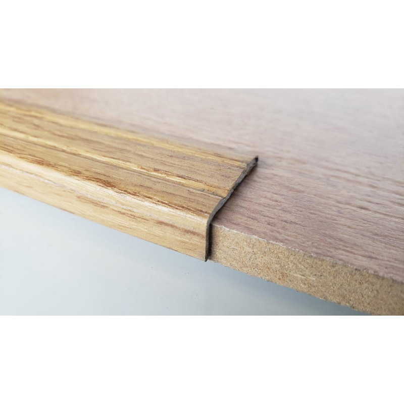 Кутовий алюмінієвий поріжок, Дуб (ламінація) УЛ-120 1800