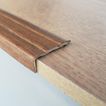 Кутовий алюмінієвий поріжок, Горіх Лісовий (ламінація) УЛ-120