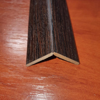 Універсальний декоративний Куточок МДФ Венге mini