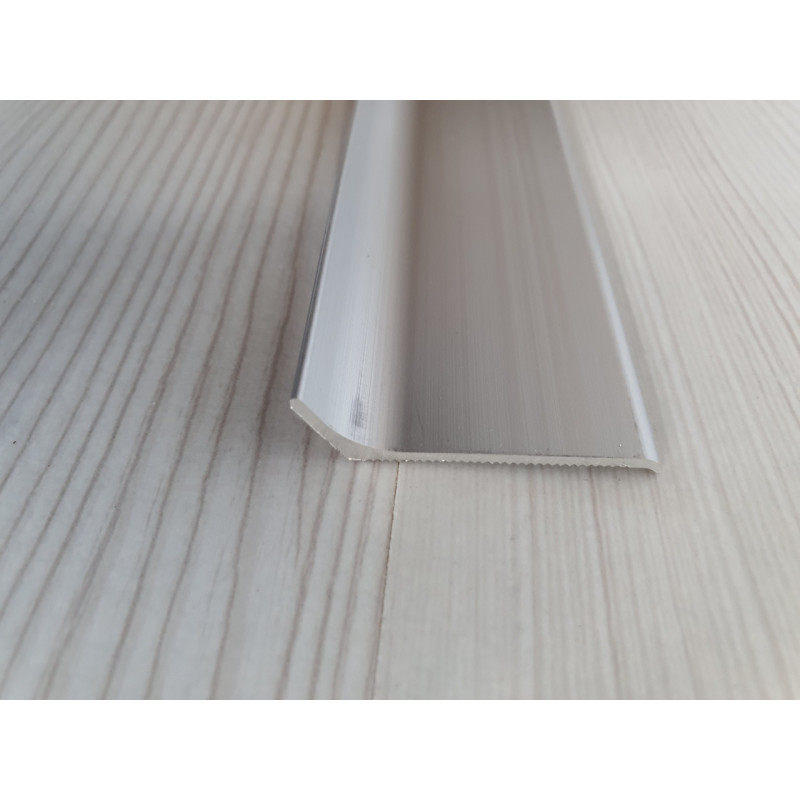Плінтус алюмінієвий накладений 40мм білий (RAL-9016) матовий 2.5 м