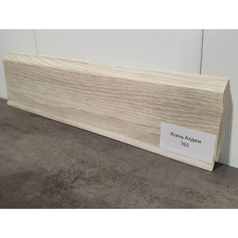 Плінтус ПВХ Grun Holz 20x70x2500 мм, Ясень Алдем 763
