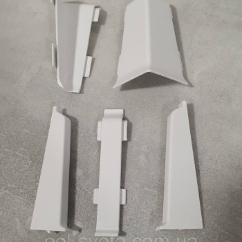 Ліве закінчення до плінтуса ПВХ Grun Holz 70 мм, Білий 000