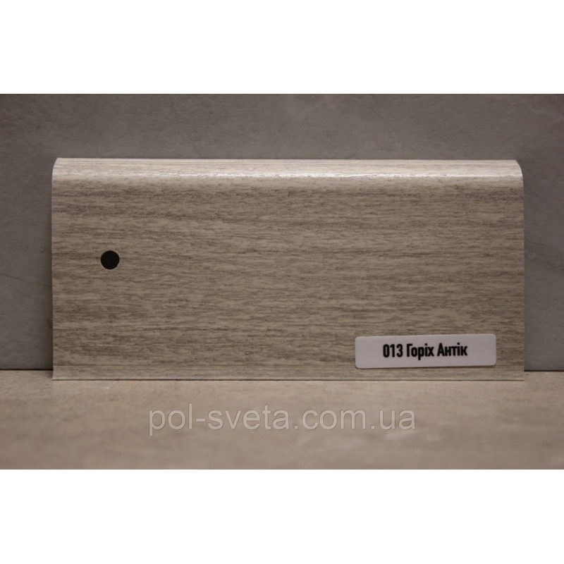 Плінтус ПВХ ТерПол 22х70х2200 мм, Горіх Антік 013