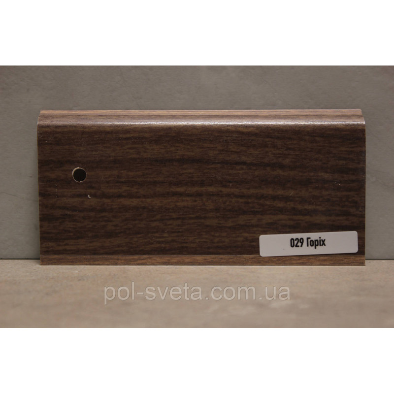 Плінтус ПВХ ТерПол 22х70х2200 мм, Горіх 029