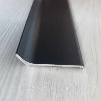 Плінтус алюмінієвий накладений 80 мм чорний (RAL-9005) матовий 2,5 м
