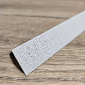 Кут ламінований 25х25х3000 мм, Інтонако Біла